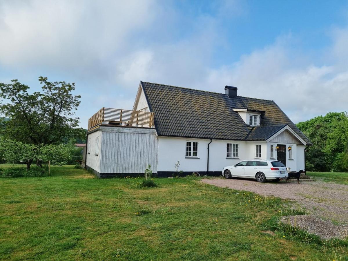 Laegenhet Pa Haestgard Ljungbyhed Exterior foto